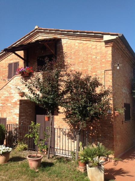 På billedet ses objektet Agriturismo La Collina beliggende i byen Siena.
