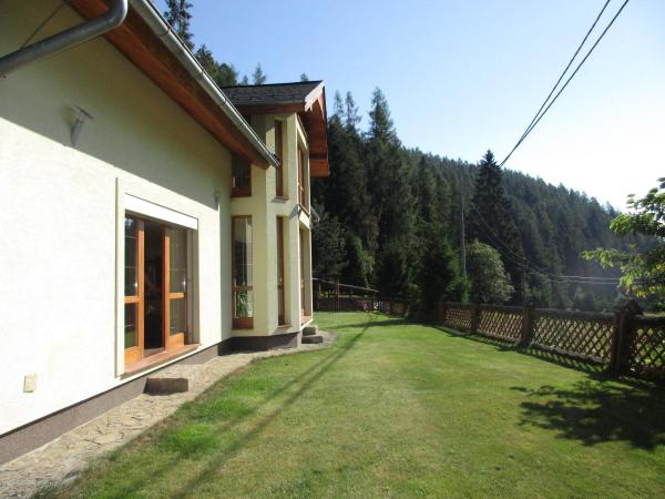 A la foto es mostra l'objecte Villa Cechy situat a la ciutat de Hnilčík.