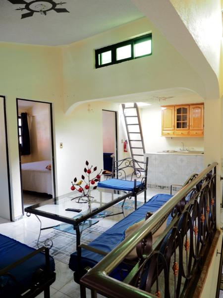 A la foto es mostra l'objecte Casa Rincon Colonial situat a la ciutat de Contepec.