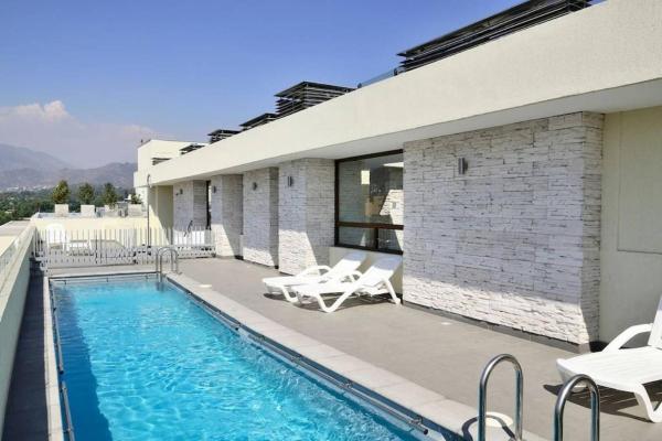 Foto 6: Charming Studio - w/Mountain View, Pool, & Gym
