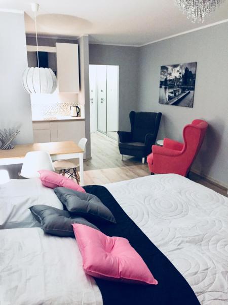 A la foto es mostra l'objecte Honey Apartments situat a la ciutat de Gdańsk.