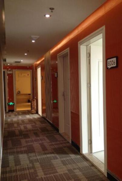 A la foto es mostra l'objecte Thank Inn Chain Hotel Jiangxi Yichun Fengcheng Dongfanghong Avenue situat a la ciutat de Daqiao.