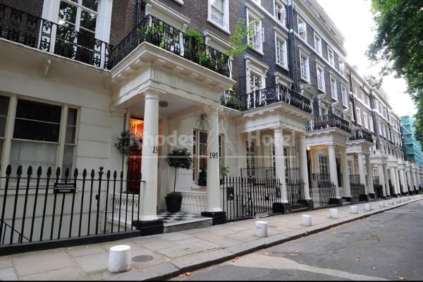 Rhodes Hotel, London