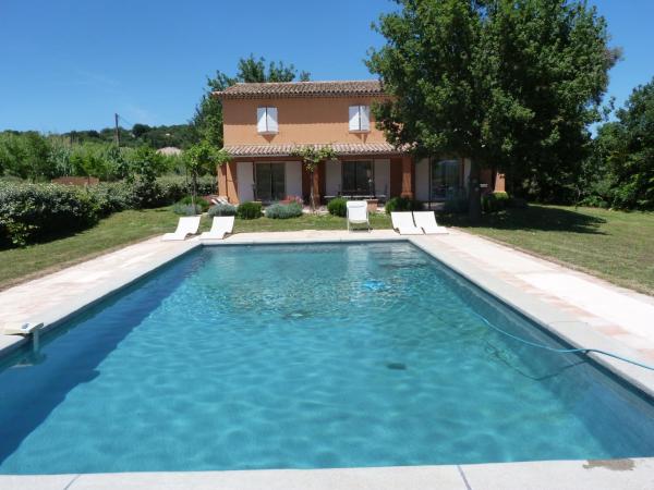 A la foto es mostra l'objecte La Bastide des Vignaux situat a la ciutat de Grimaud.