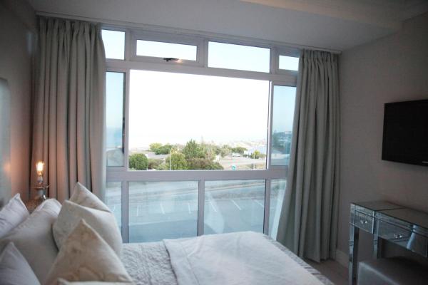 Foto 1: view at the bay 4