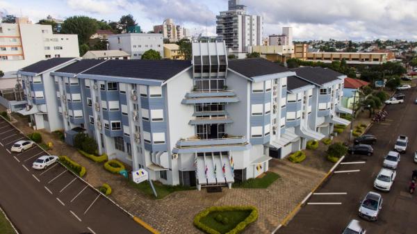A la foto es mostra l'objecte Hotel Solaris situat a la ciutat de Paraíso.