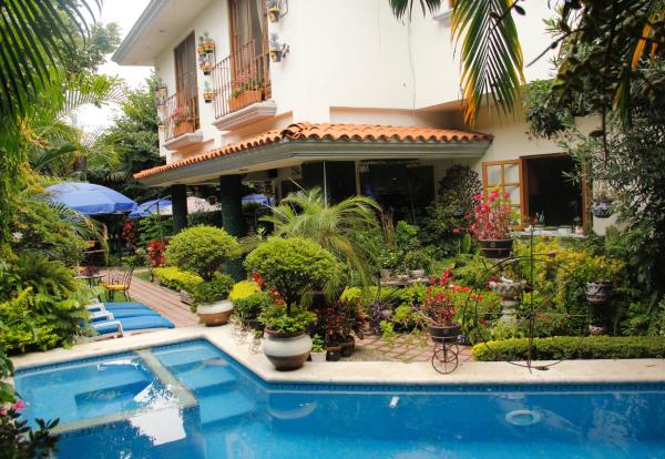 Na zdjęciu widoczny jest obiekt El Jardín del Edén B&B Boutique położony w mieście Cuernavaca.