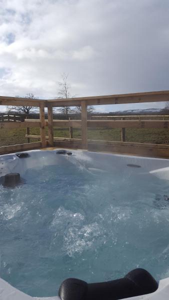 På billedet ses objektet Ruth's Repose Shropshire Country Retreat with private hot tub & Stunning Views beliggende i byen Stapleton.