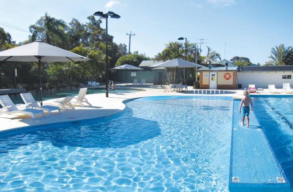 Na zdjęciu widoczny jest obiekt Karrinyup Waters Resort położony w mieście Perth.