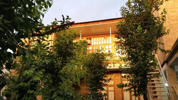 Na fotografii je vidět objekt Gulnara Guesthouse - Hostel nacházející se ve městě Taškent.