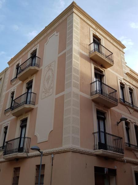 Na foto é possível ver o objeto Apartamentos Nouvilas localizado na cidade de Portbou.