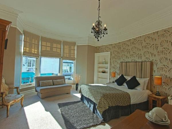 A la foto es mostra l'objecte Monties Guest House - Adults ONLY situat a la ciutat de Bowness-on-Windermere.