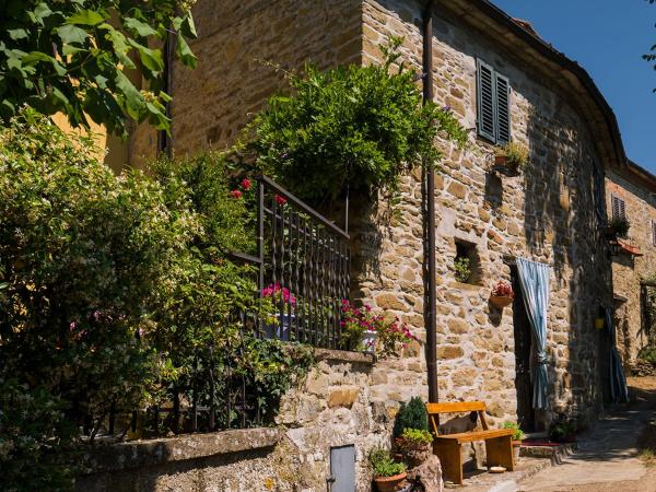La photo montre l'objet Villino I Balzi situé dans la ville de Paterna.
