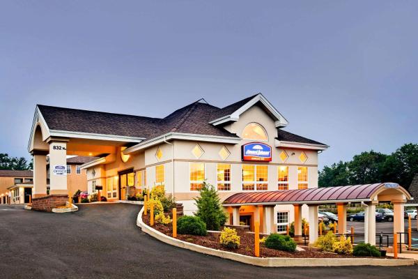 Nella foto è visibile l'oggetto Howard Johnson by Wyndham Blackwood Near Philadelphia situato nella città di Blackwood.