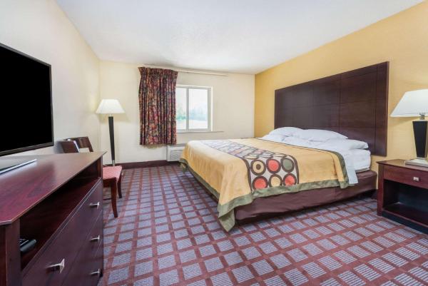 Φωτογραφία 5: Super 8 by Wyndham Bloomington University Area