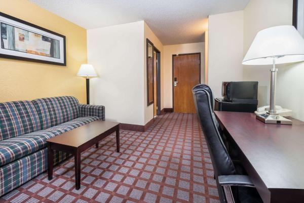 Φωτογραφία 9: Super 8 by Wyndham Bloomington University Area
