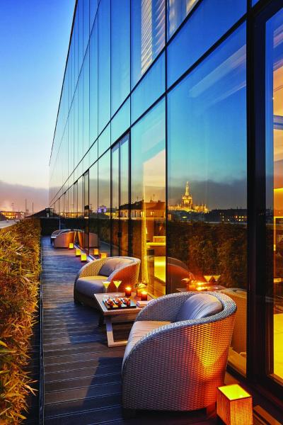 Armani Hotel Milano, Mediolan