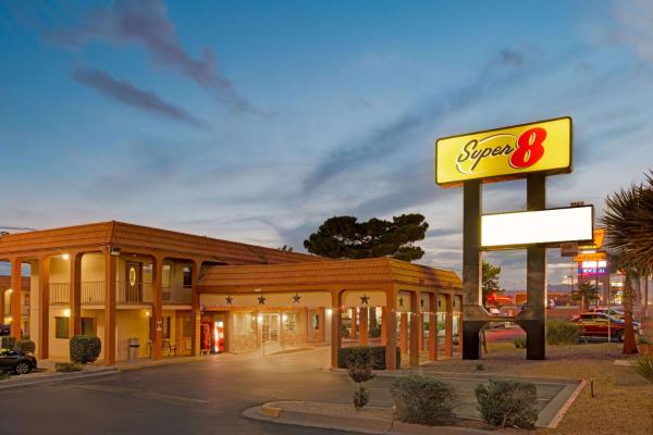 Billede 1: Super 8 by Wyndham El Paso Airport