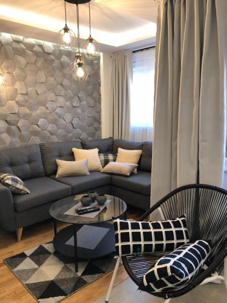 A la foto es mostra l'objecte Family & Business Sauna Apartments Rynek Centrum Downtown - 2 Bedroom with Private Sauna, Balcony, Parking situat a la ciutat de Kielce.