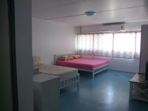 Room Daily -Impact Challenger By Kuhn Chan - Bangkok