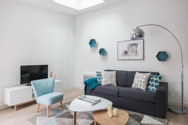 Na zdjęciu widoczny jest obiekt Le Scandinave, F3 avec terrasse, Villa Saint Charles położony w mieście Paryż.