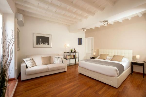 Cozy Studio Parlamento, Rome