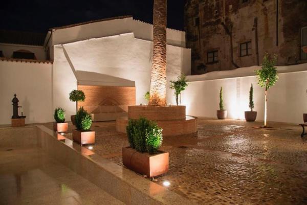 A la foto es mostra l'objecte Casa Palacio Muñoz Chaves situat a la ciutat de Càceres.