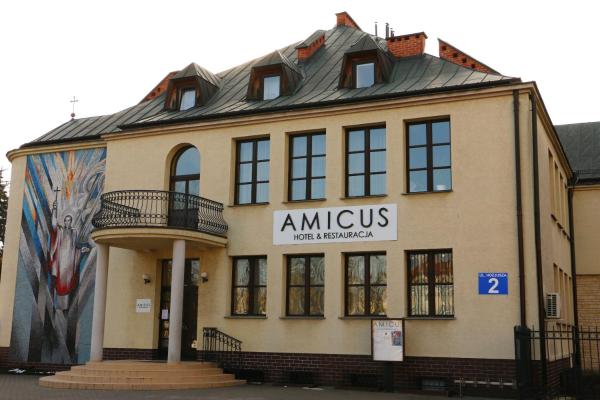 Auf dem Foto ist das Objekt Amicus Żoliborz in der Stadt Warschau zu sehen.