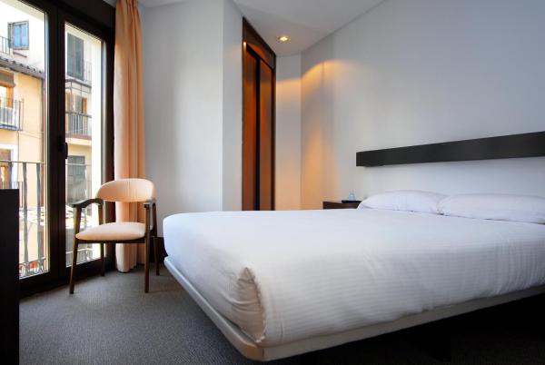På billedet ses objektet Hotel BESTPRICE Toledo beliggende i byen Toledo.