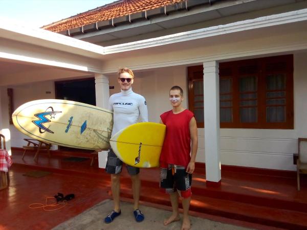På billedet ses objektet Ocean edge villa beliggende i byen Midigama East.