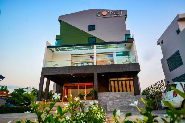 Nella foto è visibile l'oggetto Comet Hotel Surat Thani situato nella città di Suratthani.