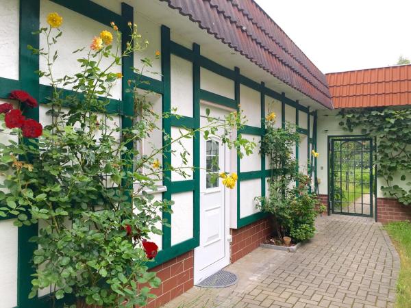 Na foto é possível ver o objeto Pension im Grünen localizado na cidade de Eberswalde-Finow.
