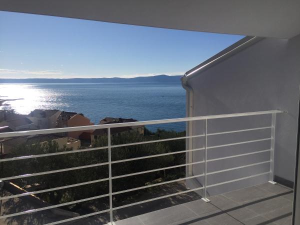 A la foto es mostra l'objecte Apartman Željka situat a la ciutat de Podgora.