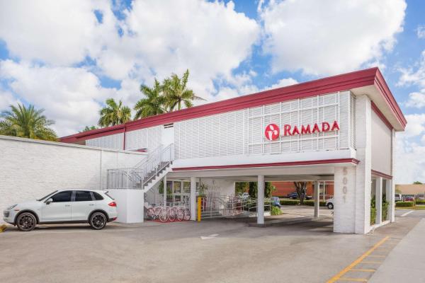 Foto 1: Ramada by Wyndham Miami Springs/Miami International Airport
