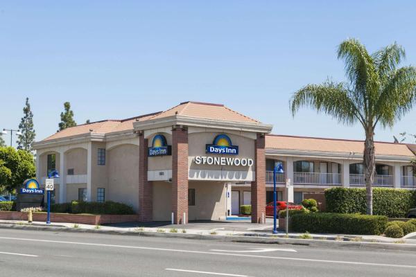 A la foto es mostra l'objecte Days Inn by Wyndham Downey situat a la ciutat de Downey.