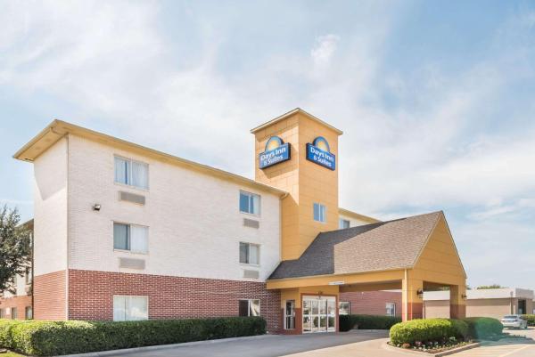 Auf dem Foto ist das Objekt Days Inn & Suites by Wyndham Dallas in der Stadt Oldham zu sehen.