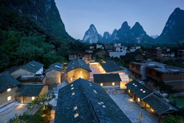 На фото показан объект XY·Yun House, расположенный в городе Liutang.