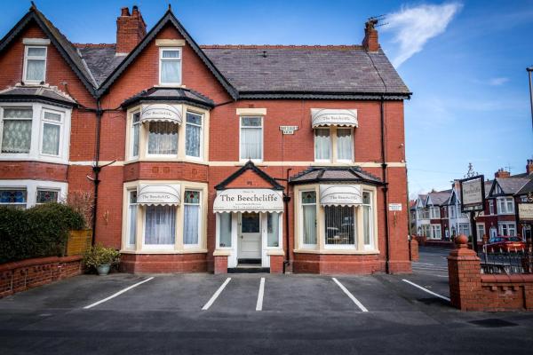 På billedet ses objektet The Beechcliffe Hotel - Over 35's Only beliggende i byen Blackpool.