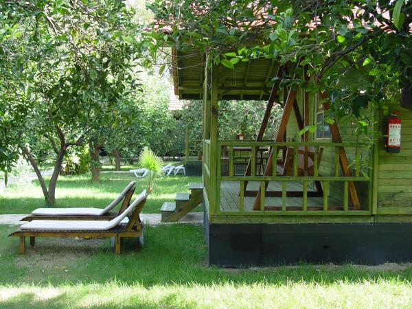 写真にはキラリ市にあるHotel Yavuz Bungalowが写っています。