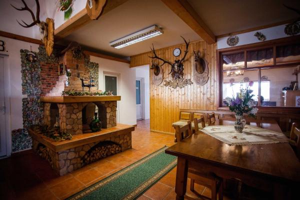 På billedet ses objektet Casa Cerbului1 beliggende i byen Vintu De Jos.