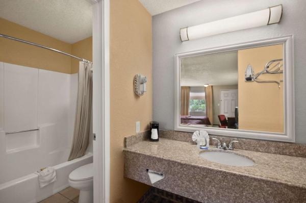 Foto 9: Super 8 by Wyndham Corsicana
