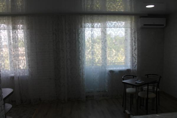 Φωτογραφία 2: Studio on main street