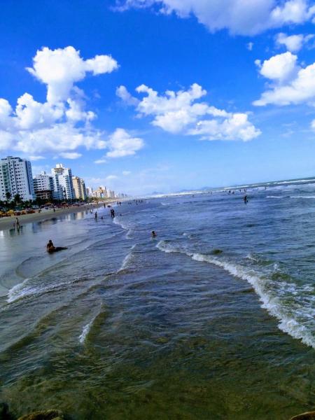 A la foto es mostra l'objecte Apartamento no Centro de Mongaguá situat a la ciutat de Mongaguá.