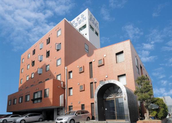 A la foto es mostra l'objecte Hotel Hachiman situat a la ciutat de Hachiman.