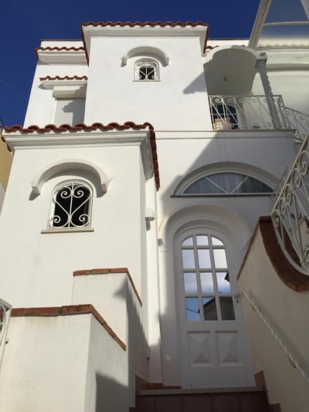Na zdjęciu widoczny jest obiekt To Be Capri położony w mieście Capri.