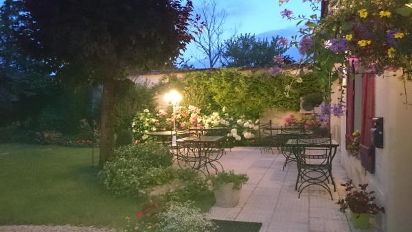 Billede 6: LOGIS - Hôtel Restaurant Les Tilleuls