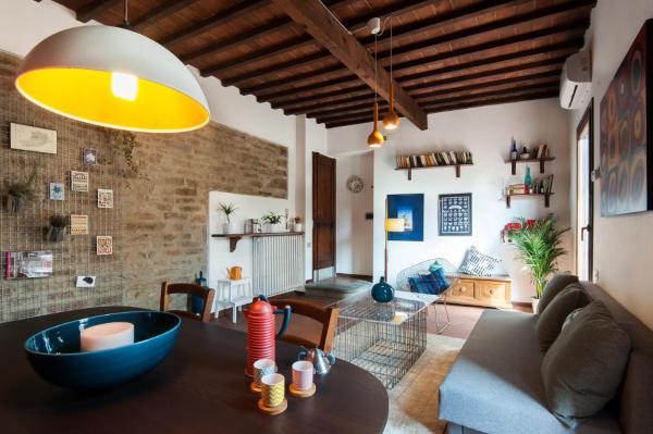 Na zdjęciu widoczny jest obiekt Authentic flat in the city center położony w mieście Florencja.