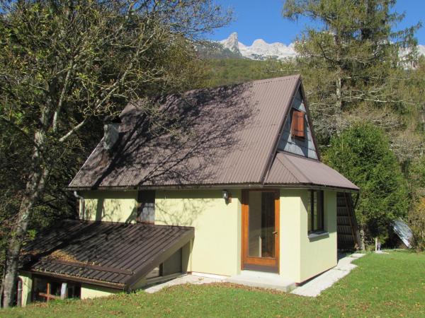 A la foto es mostra l'objecte Apartma Narnia situat a la ciutat de Bovec.