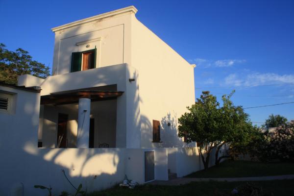 Στη φωτογραφία φαίνεται το αντικείμενο Casa Galletta που βρίσκεται στην πόλη Στρόμπολι.