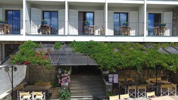 På billedet ses objektet Hotel Restaurant Sole E Monti beliggende i byen Aullène.